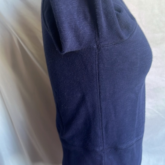 XS132 Gap crewneck long sleeve - Picture 7 of 9